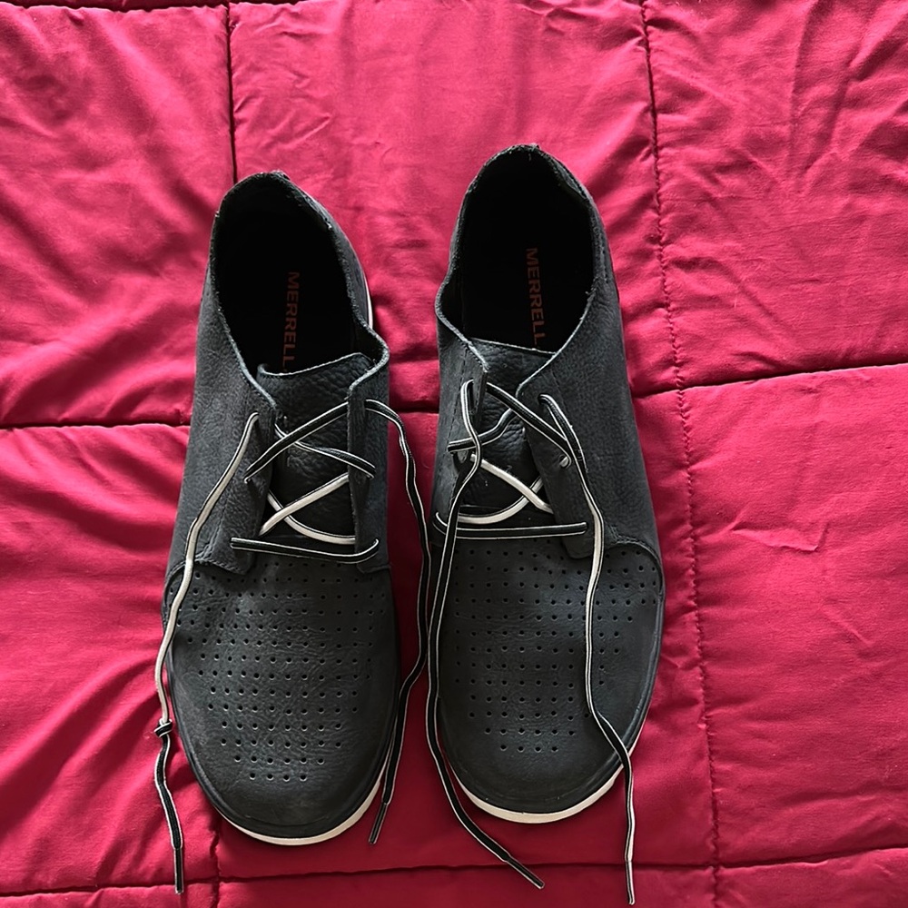 Merrell Men's Black Casual Shoes size 13 mint condition